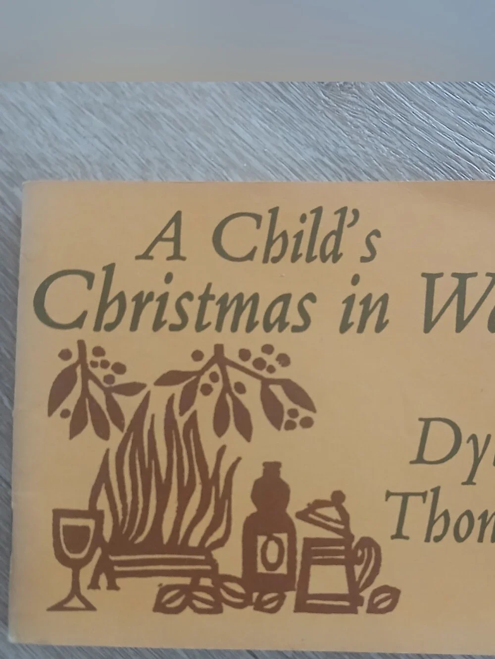 A Child's Christmas in Wales - Vintage 1968 by Dylan Thomas- U.K. Soft Cover